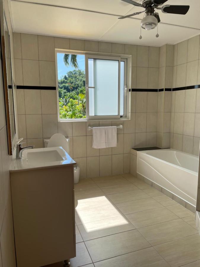 Spring Garden Mobay Resort Luxurious Apartments Montego Bay Exteriör bild